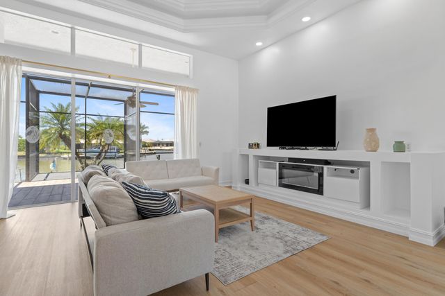 8090 Arlewood Circle, Port Charlotte, FL 33981