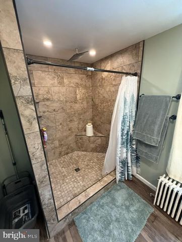 125 N MECHANIC ST, Fredericksburg, PA 17026
