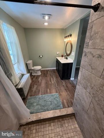 125 N MECHANIC ST, Fredericksburg, PA 17026