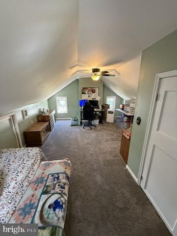 125 N MECHANIC ST, Fredericksburg, PA 17026