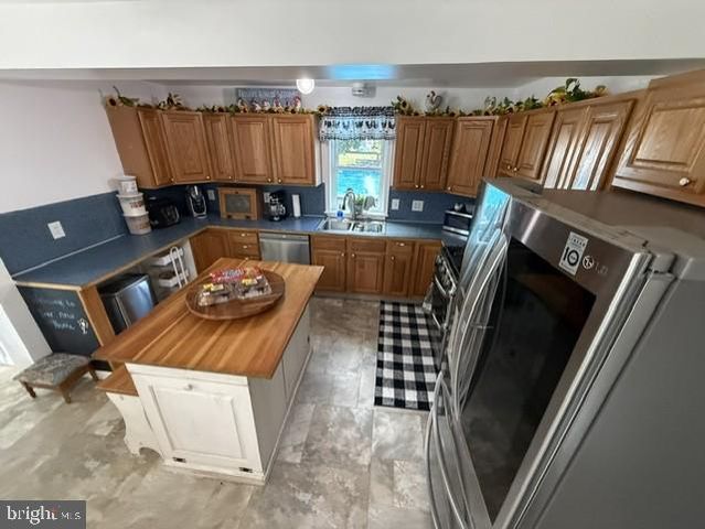 125 N MECHANIC ST, Fredericksburg, PA 17026