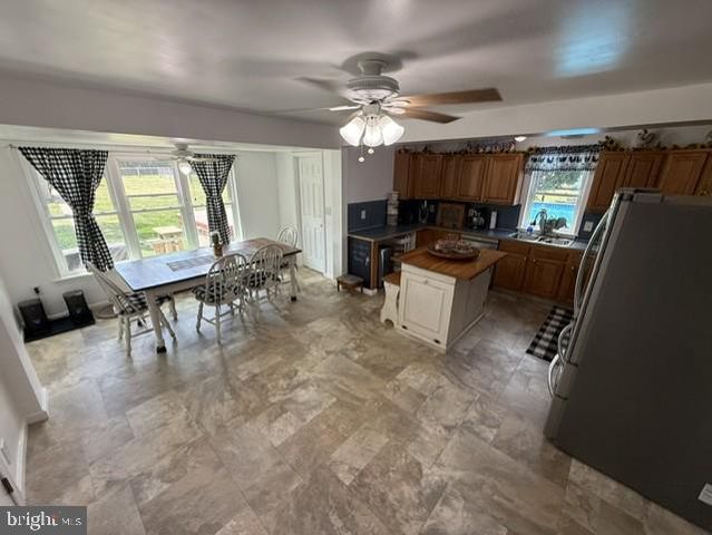 125 N MECHANIC ST, Fredericksburg, PA 17026
