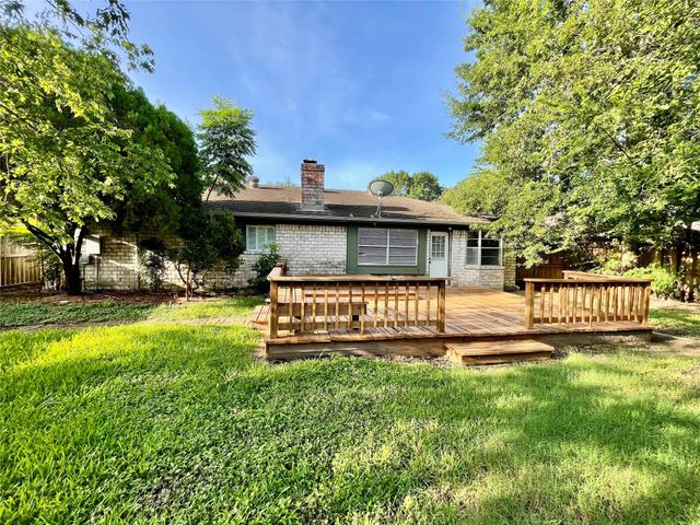 12854 Westhorpe Drive, Houston, TX 77077