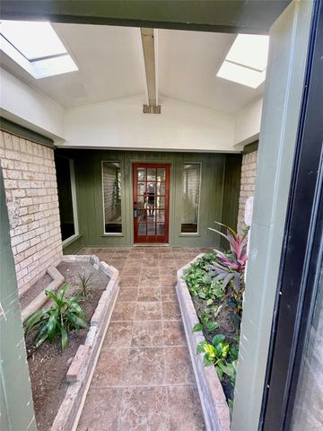12854 Westhorpe Drive, Houston, TX 77077