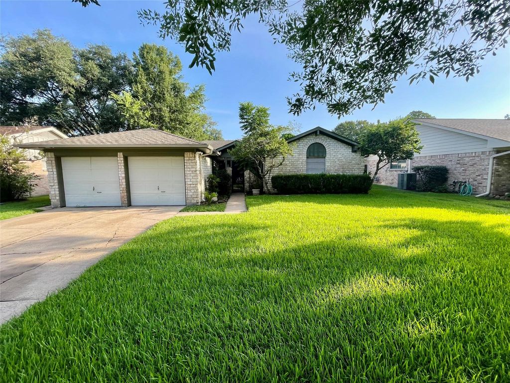 12854 Westhorpe Drive, Houston, TX 77077