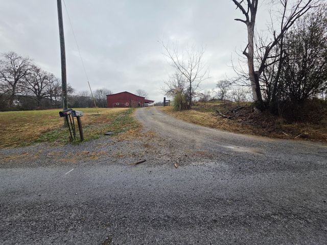 180 Click RD, Mosheim, TN 37818