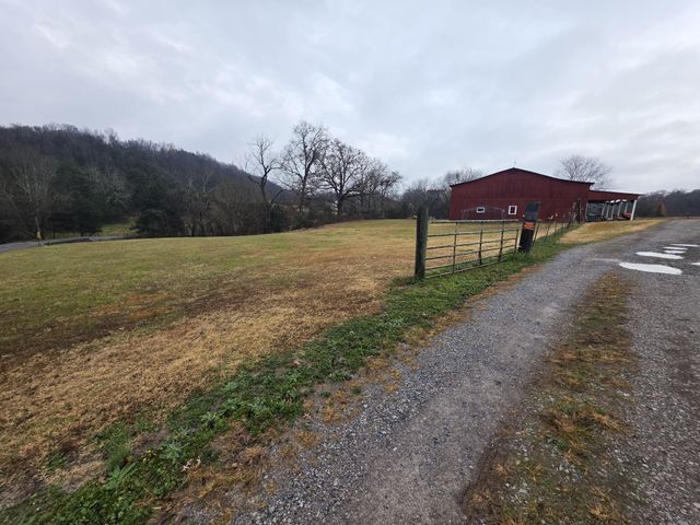 180 Click RD, Mosheim, TN 37818