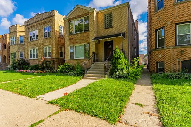 5233 W Parker Avenue, Chicago, IL 60639