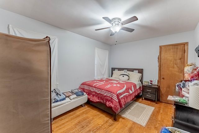 5233 W Parker Avenue, Chicago, IL 60639