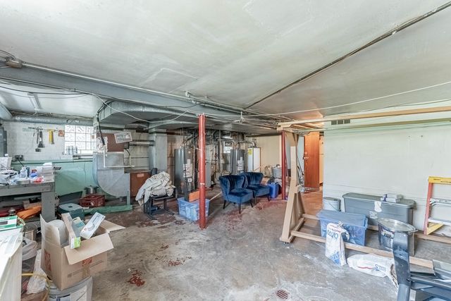 5233 W Parker Avenue, Chicago, IL 60639