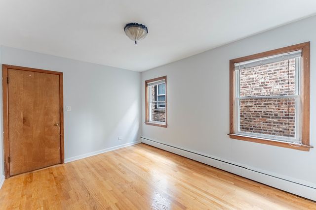 5233 W Parker Avenue, Chicago, IL 60639