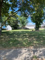 900 W Block Laurel (25 & 26) Street, Seymour, IN 47274