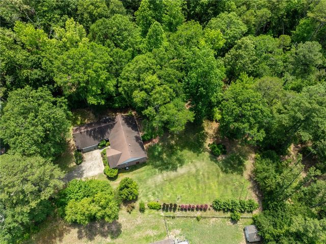 1555 Fort Hill Drive, Seneca, SC 29678