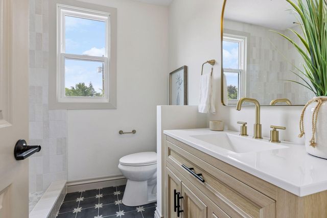 3724 29th Avenue S, Minneapolis, MN 55406