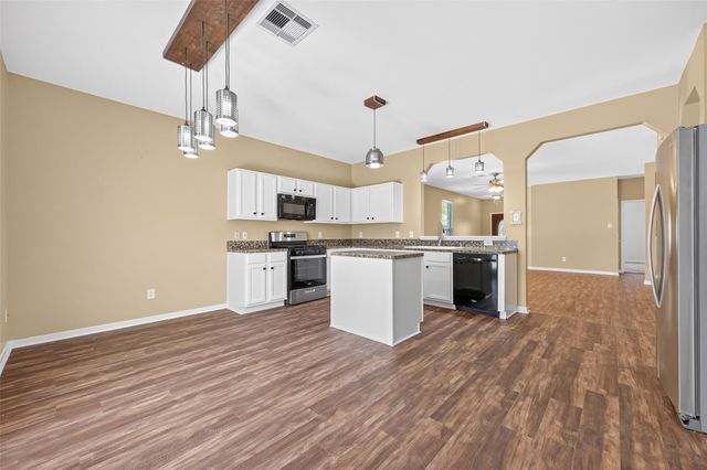 915 Morley Park Lane, Spring, TX 77373