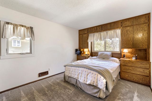 1651 99th Avenue NW, Coon Rapids, MN 55433