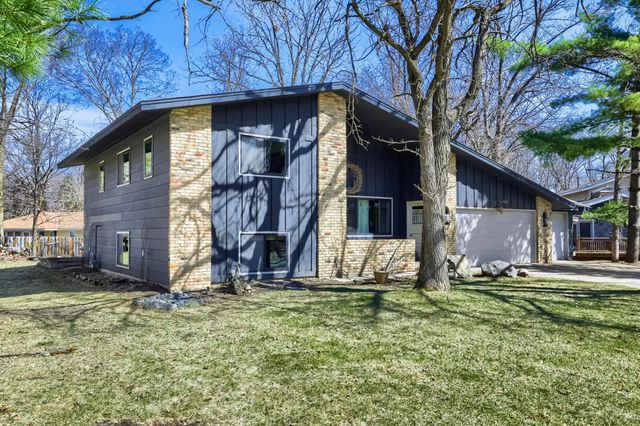 1651 99th Avenue NW, Coon Rapids, MN 55433