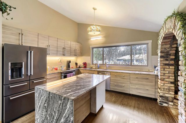 1651 99th Avenue NW, Coon Rapids, MN 55433