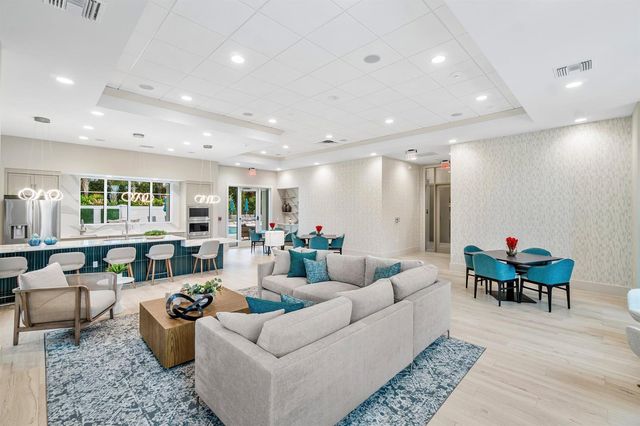 9303 Cape Honey Bee Lane, Lake Worth, FL 33467