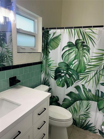 533 YELVINGTON AVENUE, Clearwater, FL 33756