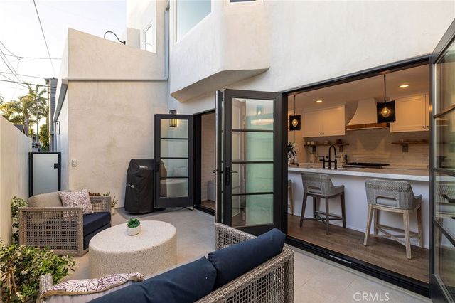 509 8th, Huntington Beach, CA 92648