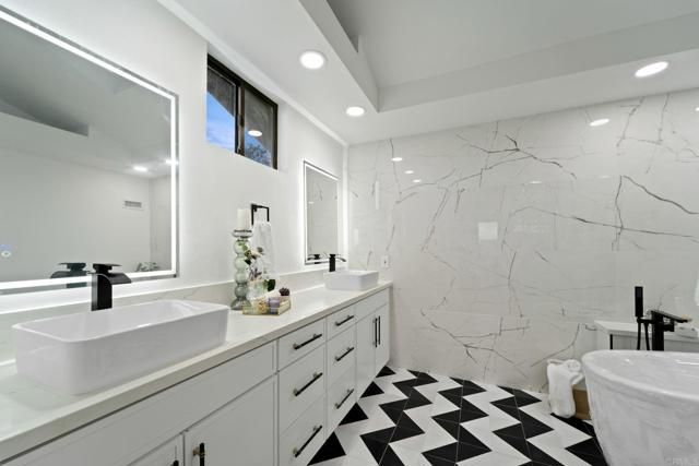 3065 Fairview Drive, Vista, CA 92084