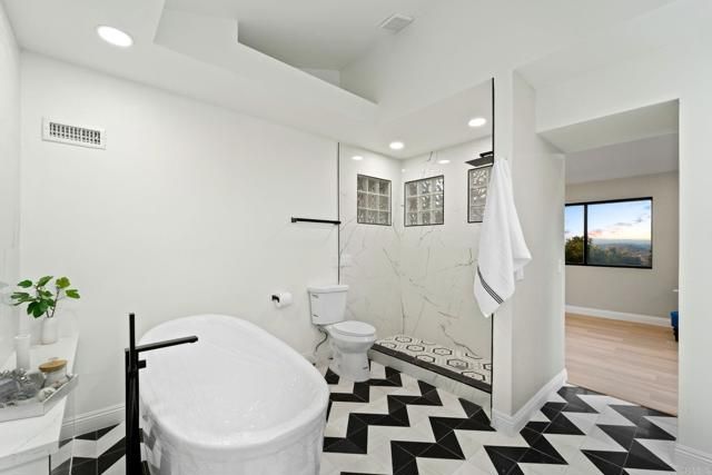 3065 Fairview Drive, Vista, CA 92084