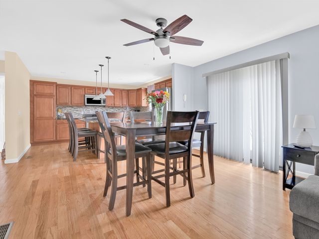 42 Brookside Ave, North Providence, RI 02911