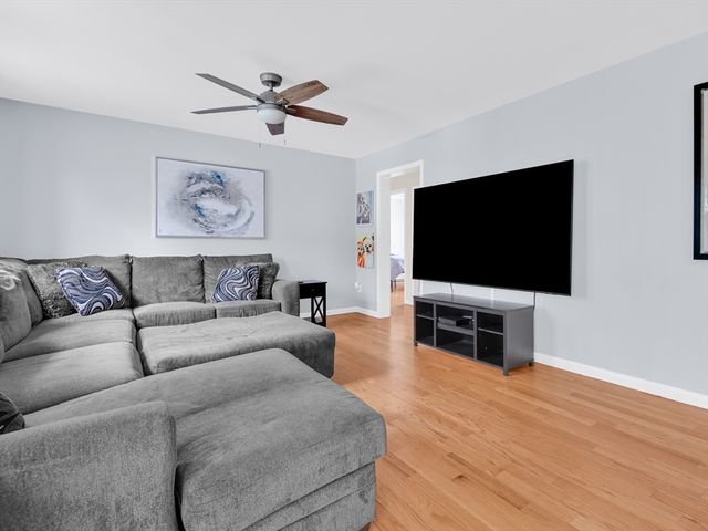 42 Brookside Ave, North Providence, RI 02911
