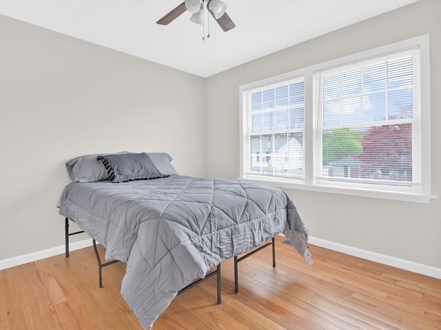 42 Brookside Ave, North Providence, RI 02911