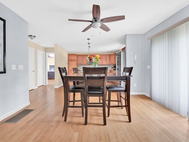42 Brookside Ave, North Providence, RI 02911