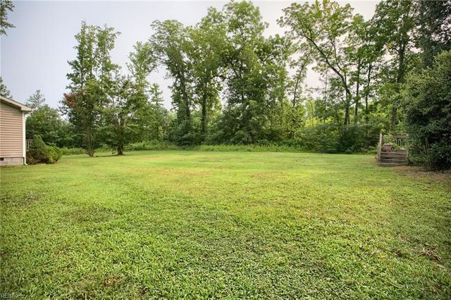 5494 T C Walker RD, Gloucester, VA 23061