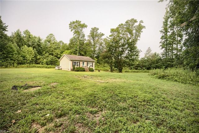 5494 T C Walker RD, Gloucester, VA 23061