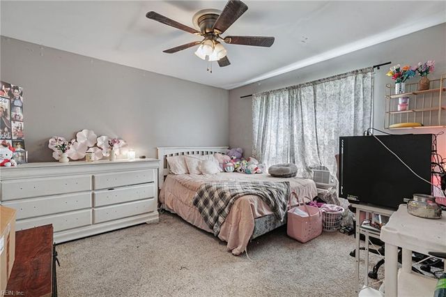 5494 T C Walker RD, Gloucester, VA 23061