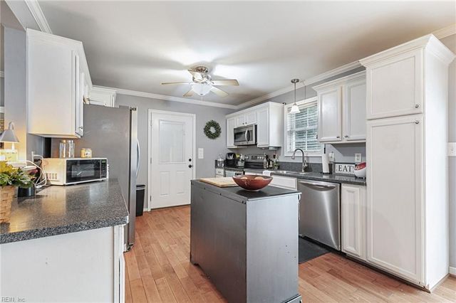 5494 T C Walker RD, Gloucester, VA 23061