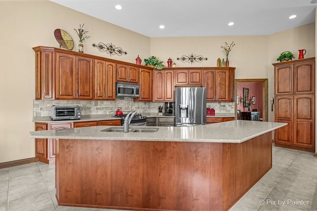 8316 Eagle Ridge, Spring Grove, IL 60081