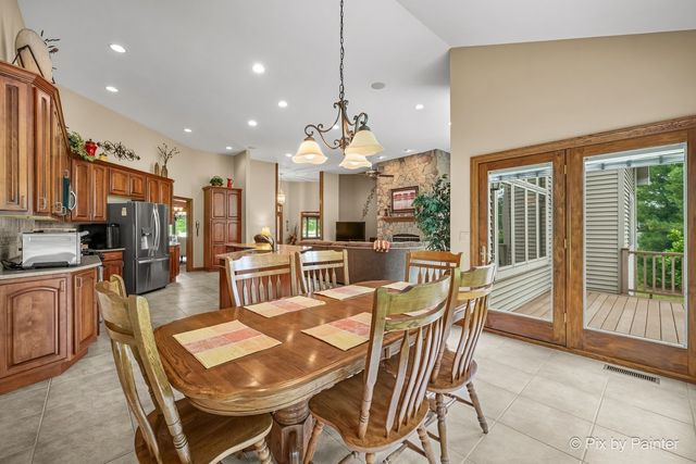 8316 Eagle Ridge, Spring Grove, IL 60081