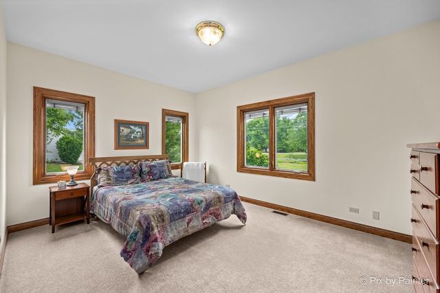 8316 Eagle Ridge, Spring Grove, IL 60081