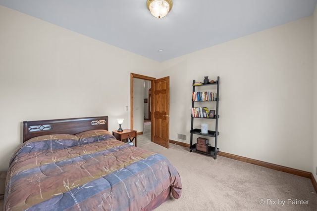 8316 Eagle Ridge, Spring Grove, IL 60081