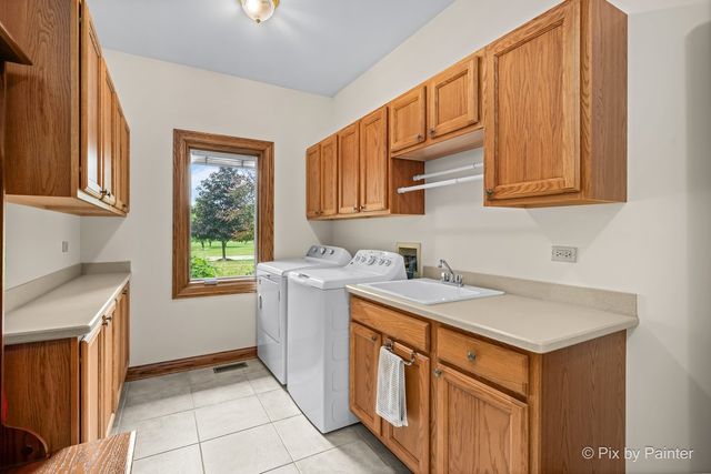 8316 Eagle Ridge, Spring Grove, IL 60081