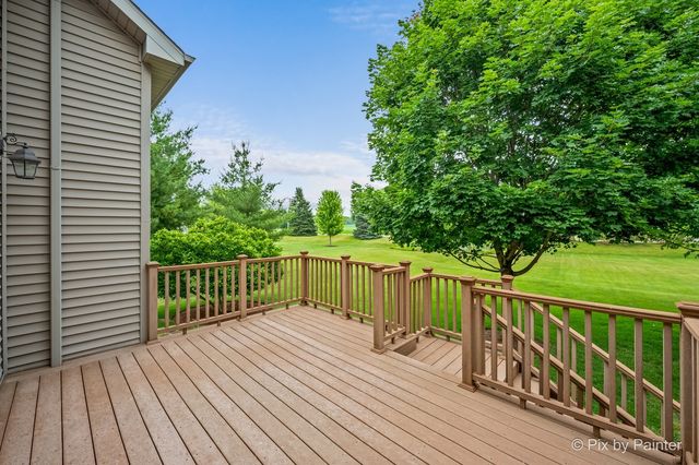 8316 Eagle Ridge, Spring Grove, IL 60081