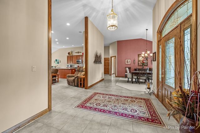 8316 Eagle Ridge, Spring Grove, IL 60081