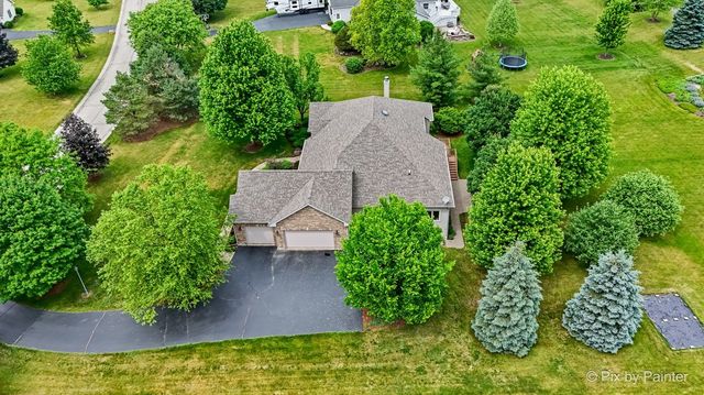 8316 Eagle Ridge, Spring Grove, IL 60081
