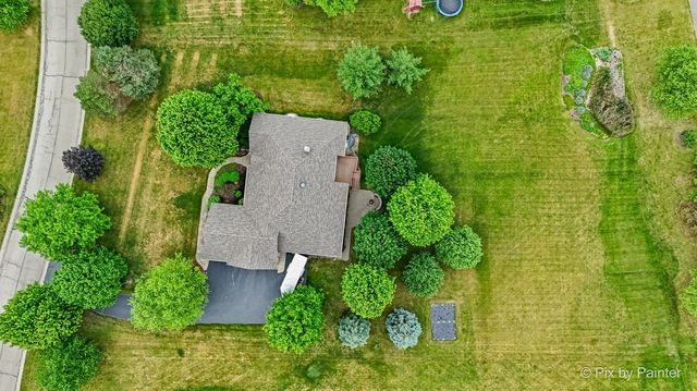 8316 Eagle Ridge, Spring Grove, IL 60081