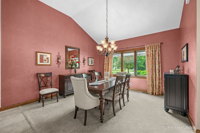 8316 Eagle Ridge, Spring Grove, IL 60081