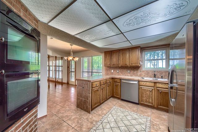 3035 Laura Lee Way, San Antonio, TX 78223