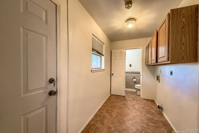 3035 Laura Lee Way, San Antonio, TX 78223