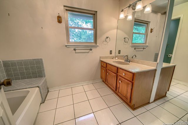 3035 Laura Lee Way, San Antonio, TX 78223