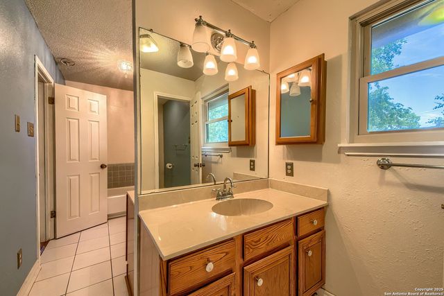 3035 Laura Lee Way, San Antonio, TX 78223