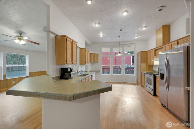 3633 SE Kowalski Lane, Port Orchard, WA 98367